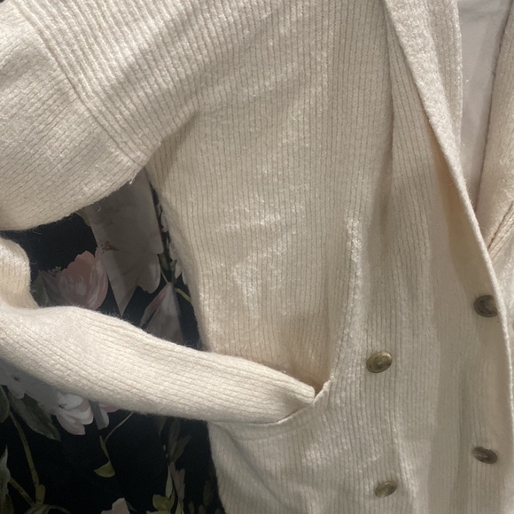 J. Crew Knit Cream Cardigan Size L - Picture 3 of 6